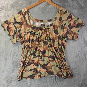 Lane Bryant Women's 14/16 Green Camo Swing Flutter sleeve sweetheart Neck Blouse